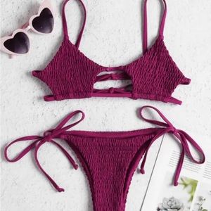 Magenta String Bikini ☀️